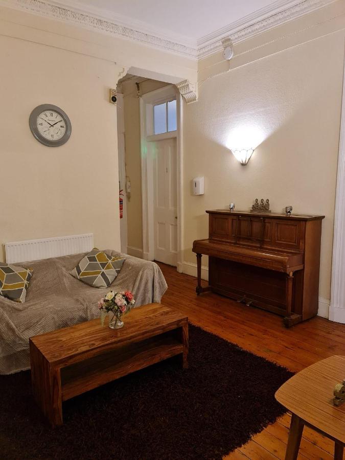 Apex Haymarket Station Apartment Edimburgo Esterno foto